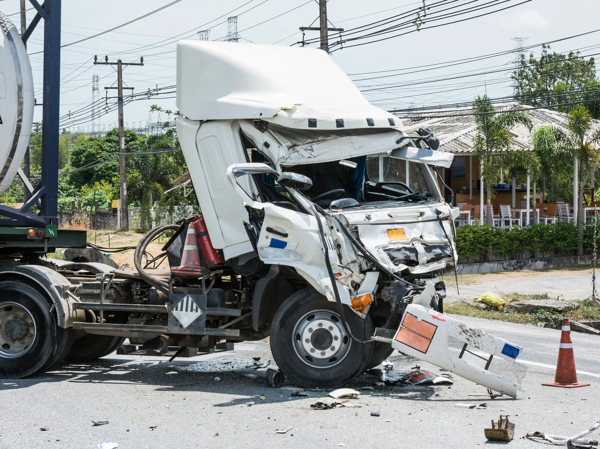 Trucking Accident Injuries in Plantation: How CH Smith Battles Big Insurance Companies