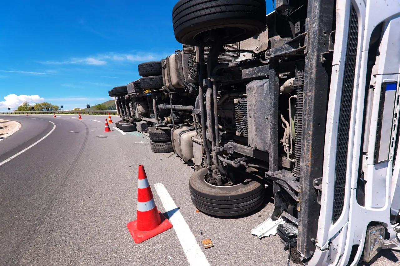Truck Accident Lawyer in Coconut Creek | Courtney Smith Law Firm | Coconut Creek Black Lawyer | African American Owned Law Firm