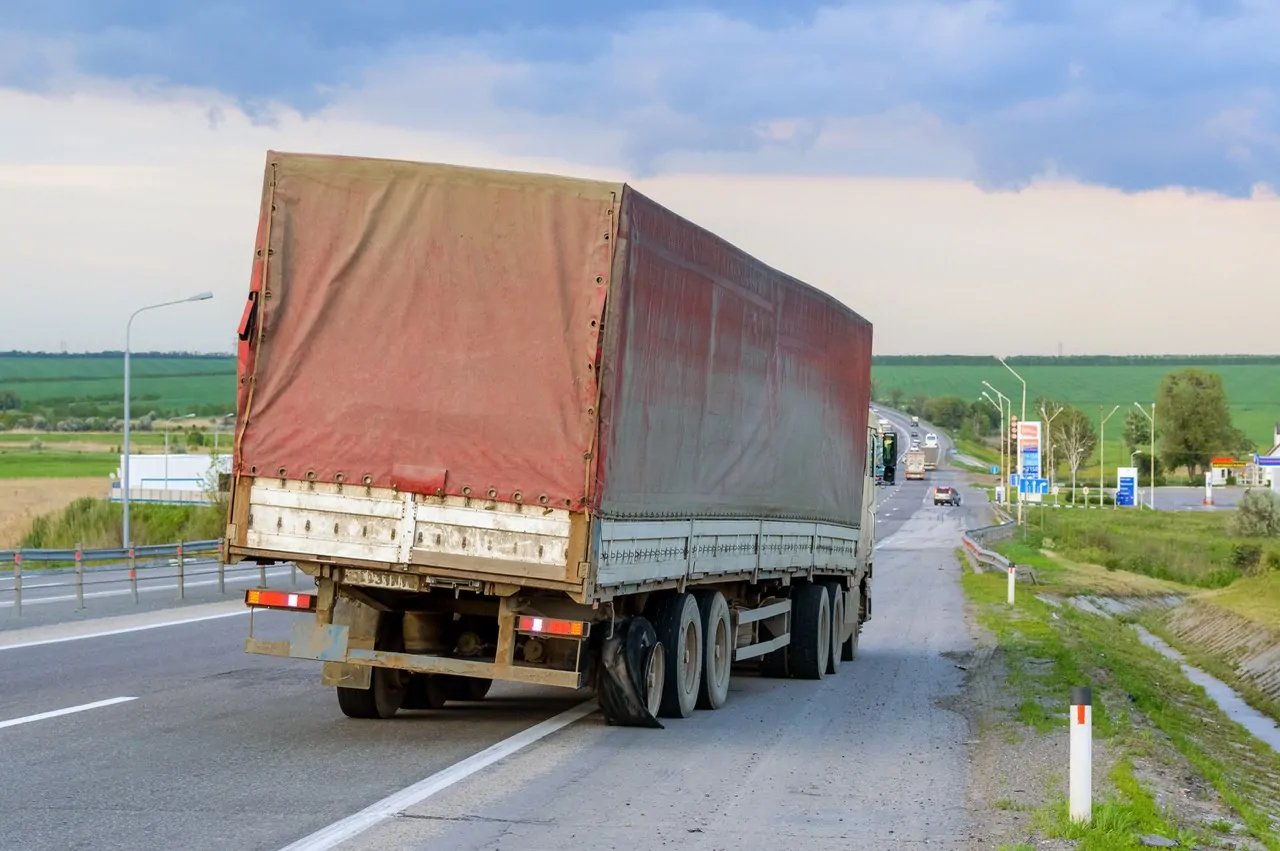 Tire Blowout 18-Wheeler Accidents